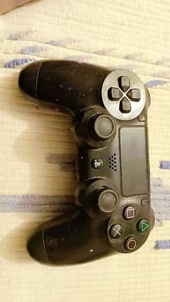 pS 4 play station cansol