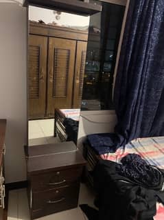dressing table normal condition