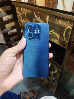 Infinix hot 40i 10/10 condition only 20 days used 8/128 0