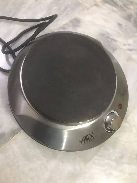 Hot plate only 1 time used 4