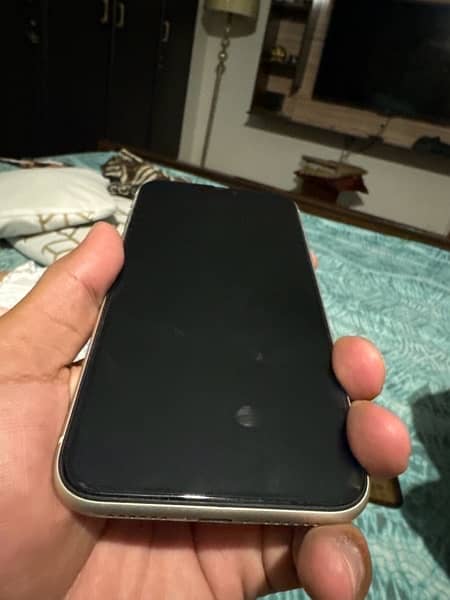 Iphone 11 128 gb Pta approved 1
