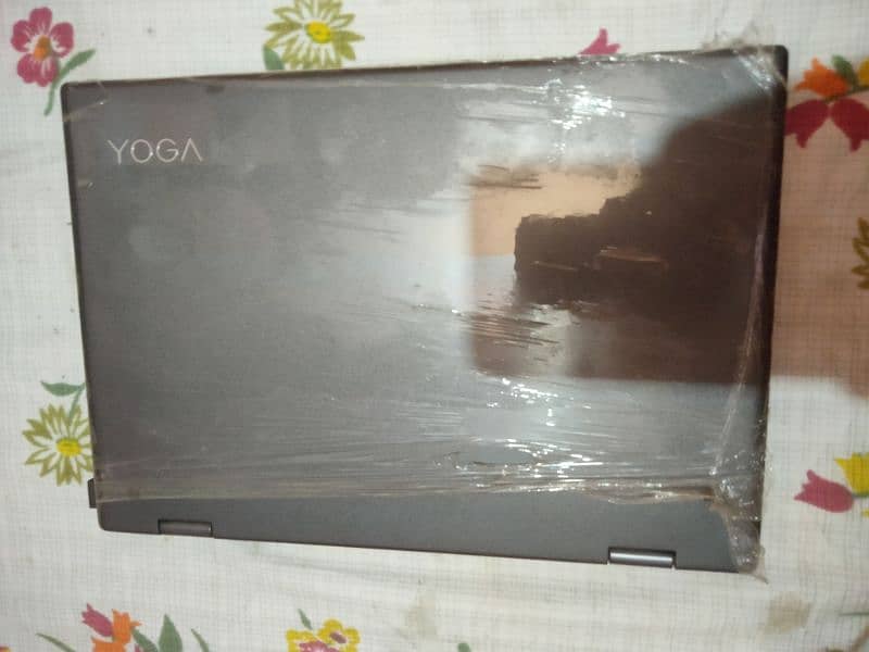 Lenovo Yoga 720 (Stylish) i5 7th gen 9