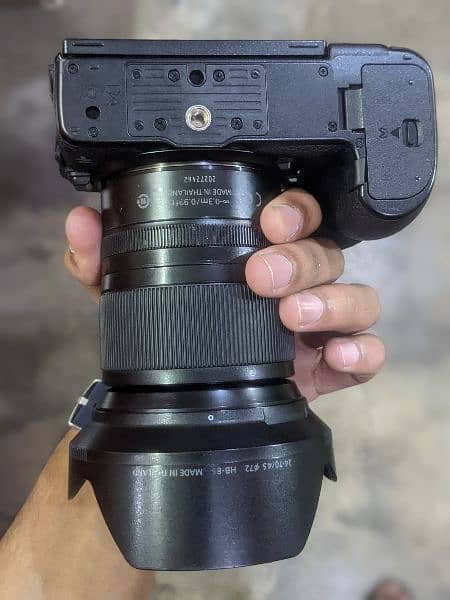 Nikon z6 with lens 24-70mm 1