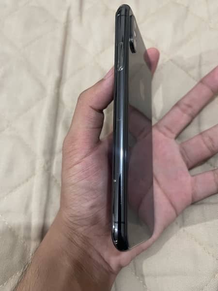 IPHONE XS NON PTA 64GB WATERPACK 4