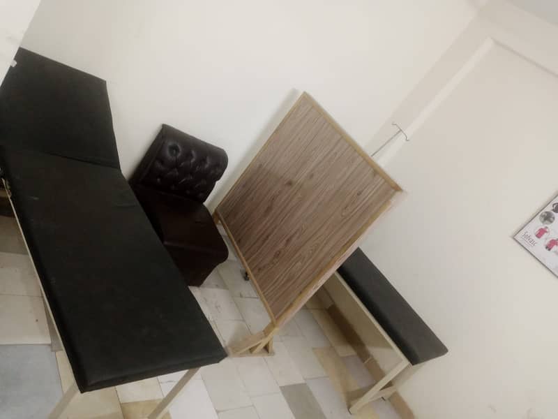 G. P clinic with dispensary and lab collection point for sale 7