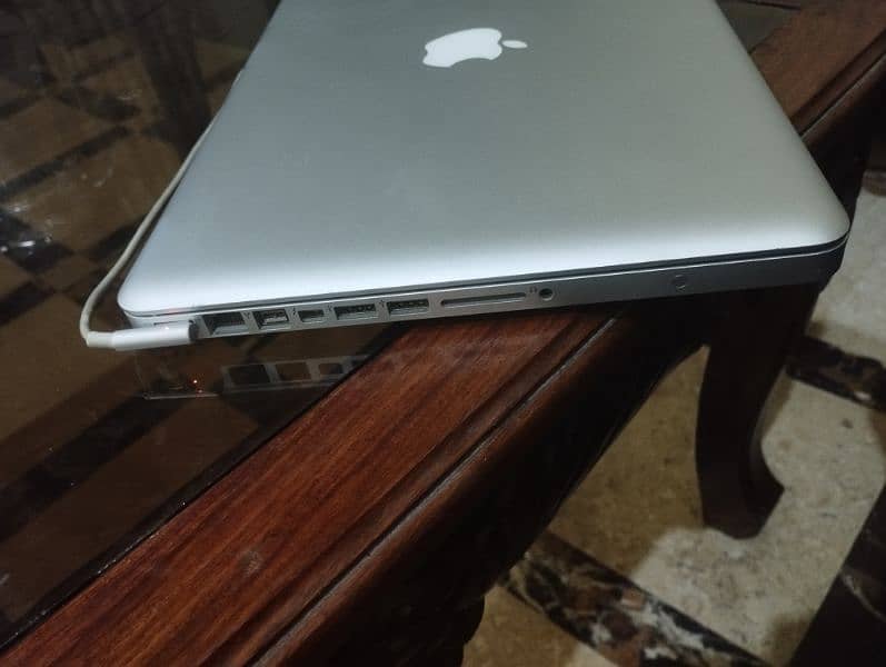 Apple MacBook Pro Mid 2012 11