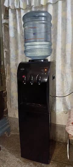 Orient water dispenser in mint condition