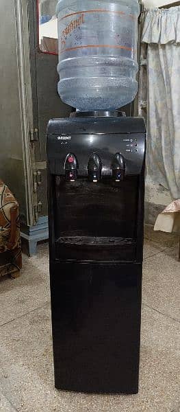 Orient water dispenser in mint condition 9