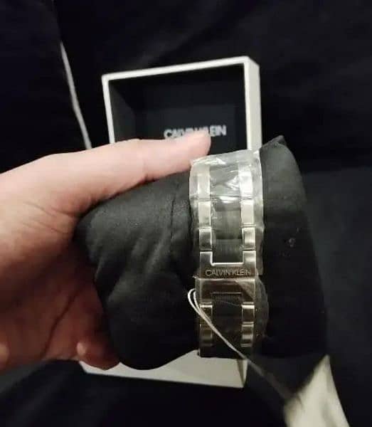 Branded new unused watches 3