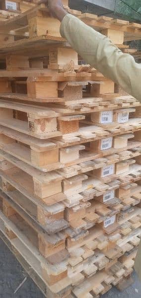 plastic and wooden pallets 1