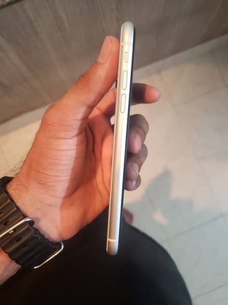 iphone 11 Dual PTA Approved 3