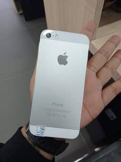 IPhone 5s Stroge 64 GB PTA approved 03328414=006 My WhatsApp