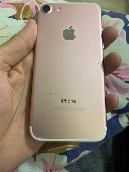 iphone7 32gb pta approved 100% BH line on panel but working perfectly 0