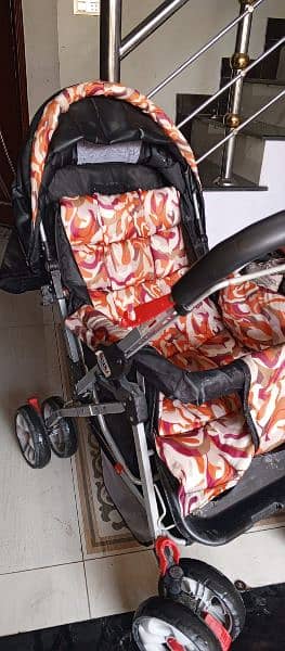baby pram almost new . 10 /10 condition 1