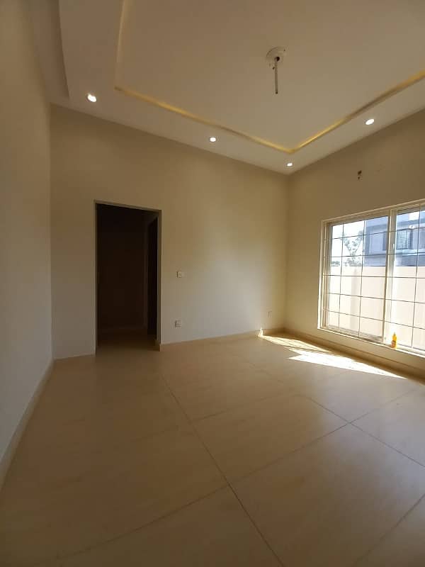 8 MARLA LIKE NEW HOUSE FOR SALE LOCATED BAHRIA ORCHARD LAHORE 6