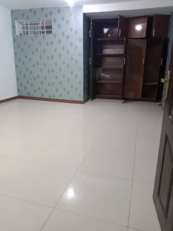 Beautiful Basement For Rent In Media Town 2