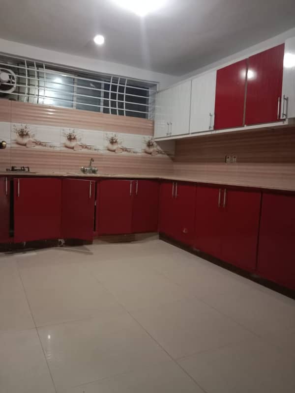 Beautiful Basement For Rent In Media Town 9