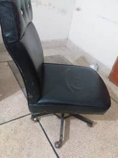 Black Color office chair