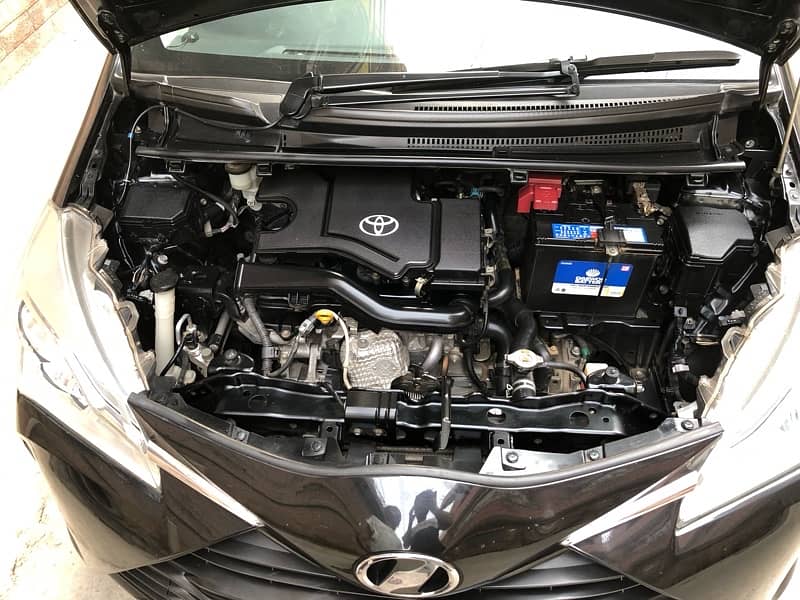Toyota Vitz 2018 3