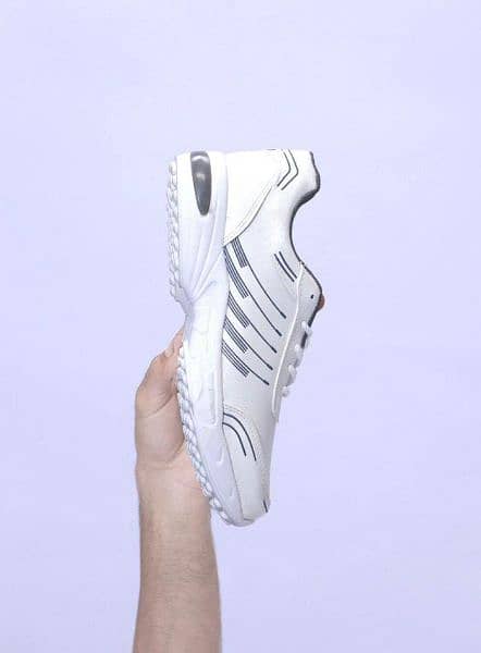 comfortable white sports sneakers 50% sale 3