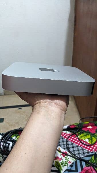 apple Mac mini 2012 late with Sonoma 14.4. 1 8