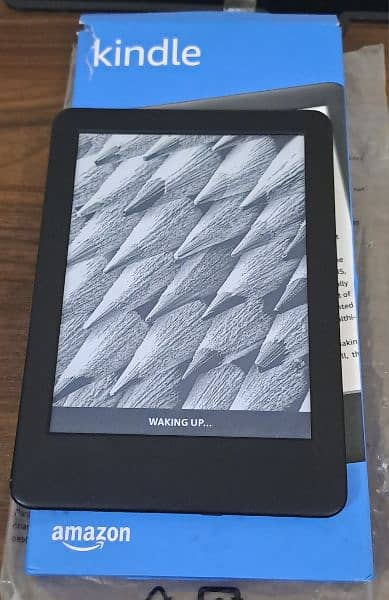 Amazon Black Kindle  (10th Gen) 2
