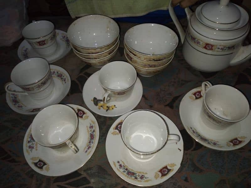 tea set and dessert bowls 5
