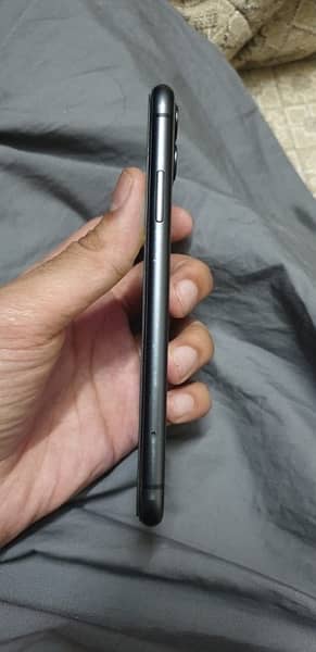 iphone 11 Non pta 64 GB 77 hattery health water pack ha 3