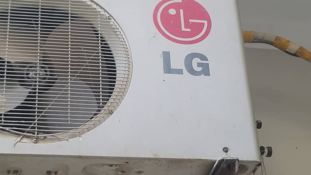 Air Conditioner 1.5 Ton (LG Gold Plasma) 1