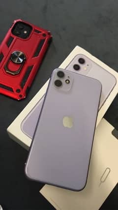 iPhone 11 in mint condition with box