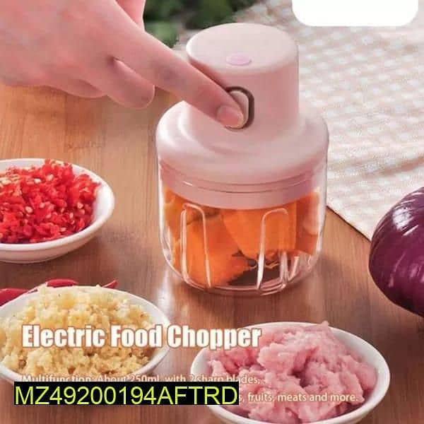 Electric Mini Grinder Food Chopper,250ML 1