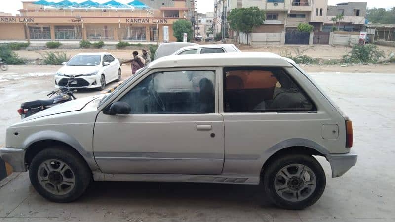 charade 2 door for sell 6