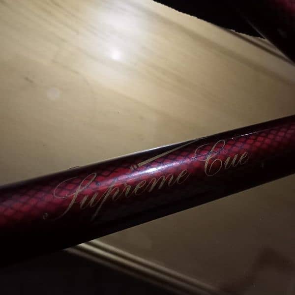Hand Made Snooker Cue,  Snake 1