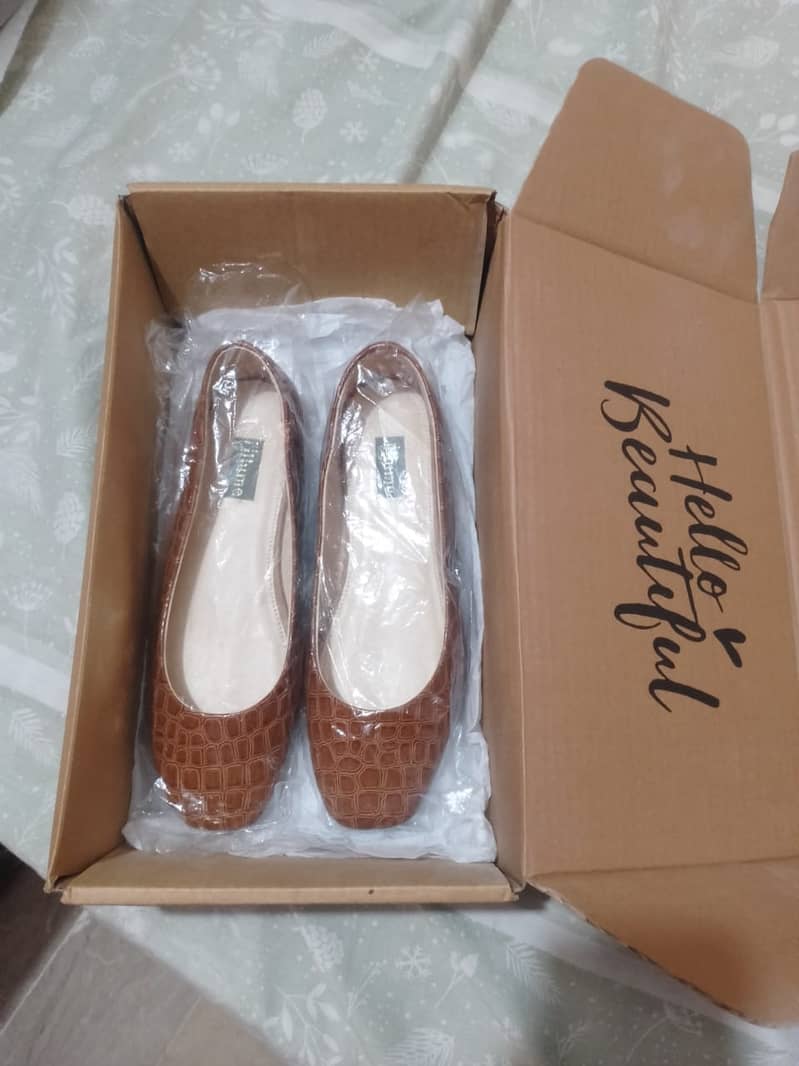 i am selling ladies shoes 2