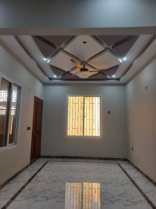 Centrally Located House Available In Saadi Garden - Block 1 For sale 8