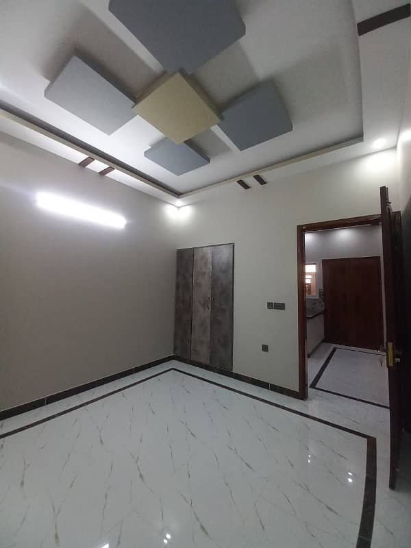Centrally Located House Available In Saadi Garden - Block 1 For sale 18