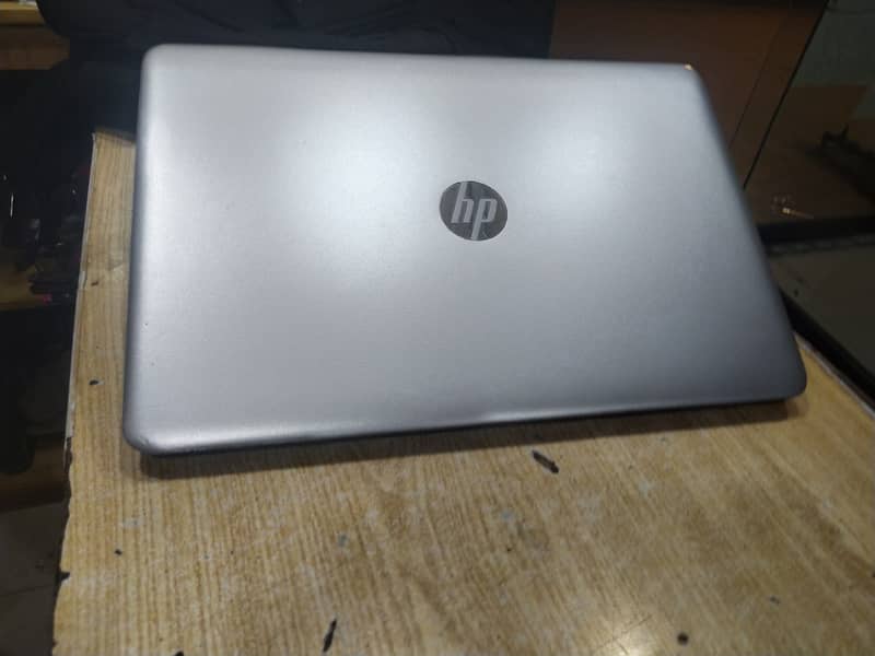 HP EliteBook 850 G4 ci-5 7th gen 8/256 5