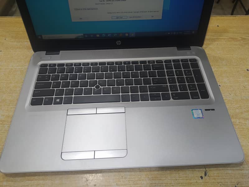 HP EliteBook 850 G4 ci-5 7th gen 8/256 7