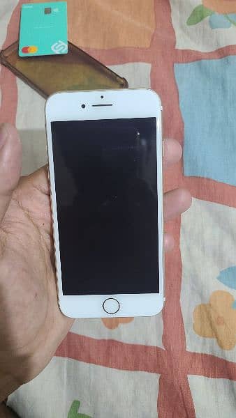 Iphone 7 32gb non pta but sim is working 4