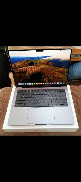 MacBook M2 Pro 2023 16GB 512GB 14" MPHE3 With Box 17