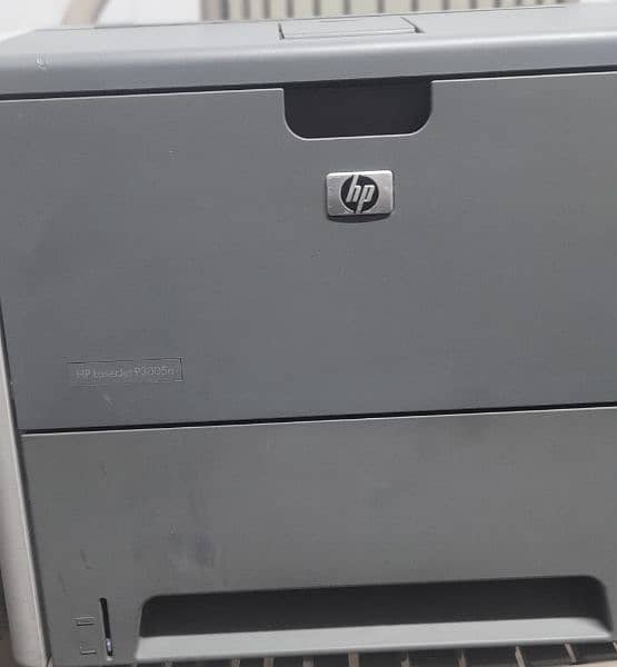 HP 3005n Printer with out catriag 2