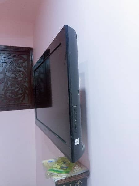 Sony LCD for sale in karachi 1