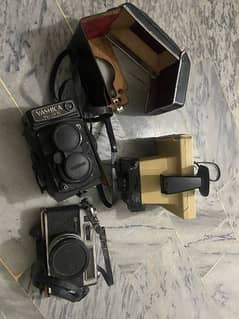 yashica mat 124g old antique camera 30000 only
