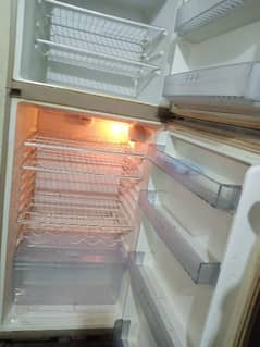 Haier full size fridge in excellent condition 03004102439