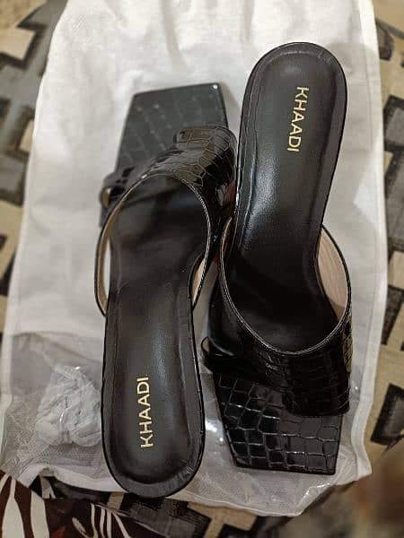 khaddi brand heels size 9 12