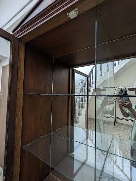 Premium wooden Crockery Cabinet with Glass Door and Sehlves 2