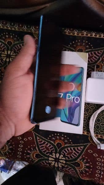 Oppo F17 Pro complete box Ka satha 4