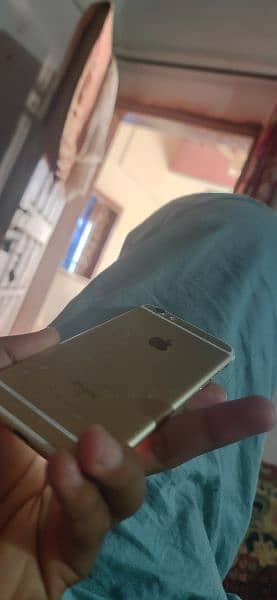 iphone 6s  . . . . pta approved 2