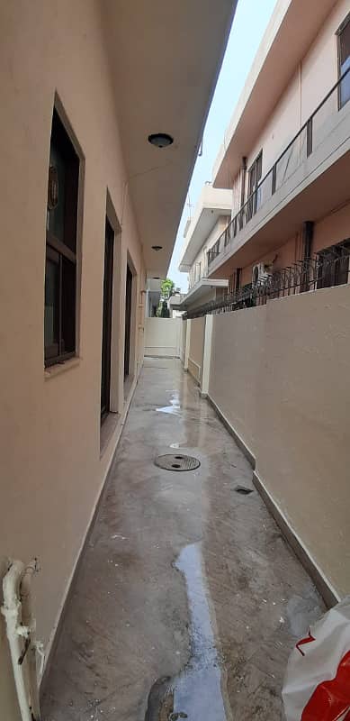 One KANAL house for Rent in DHA ph 4 block Gg 4
