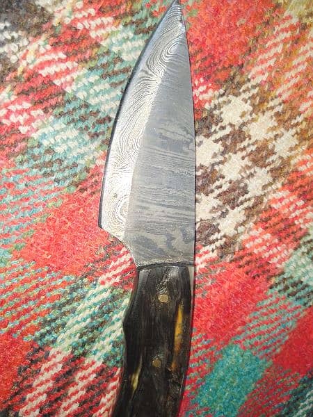 damascus knife whit lather cover 2